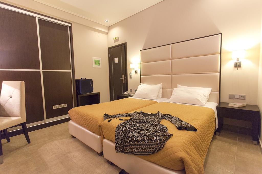 Hotel Aheron Kanallákion Екстериор снимка